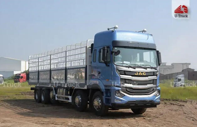 Xe tải 30 tấn phù hợp để chở các loại hàng hóa nào?