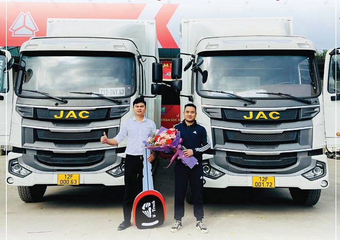Đánh giá xe tải JAC 10 tấn – Có đáng mua không?