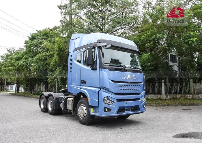 Xe tải có số tự động không? So sánh xe tải số tự động và số sàn