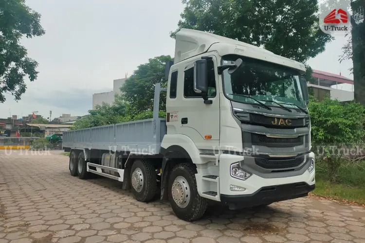 Xe thùng lửng được chở cao bao nhiêu tối đa? Quy định mới nhất 2026