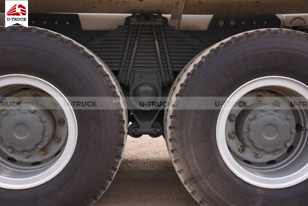 Xe trộn bê tông Howo TX350 6X4 10M3