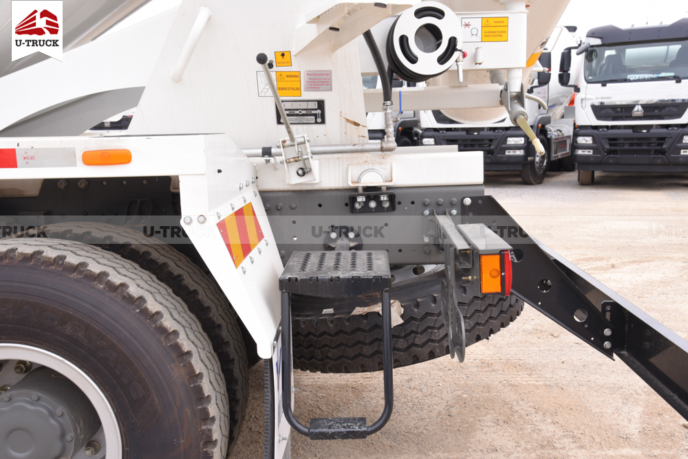 Xe trộn bê tông Howo TX350 6X4 10M3