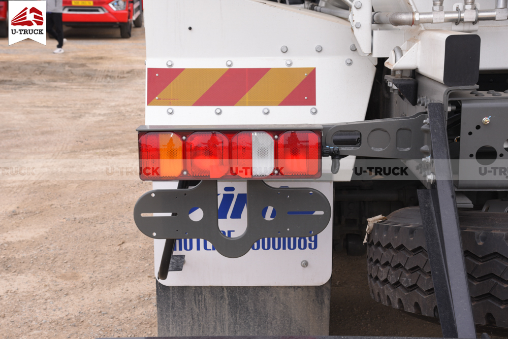 Xe trộn bê tông Howo TX350 6X4 10M3