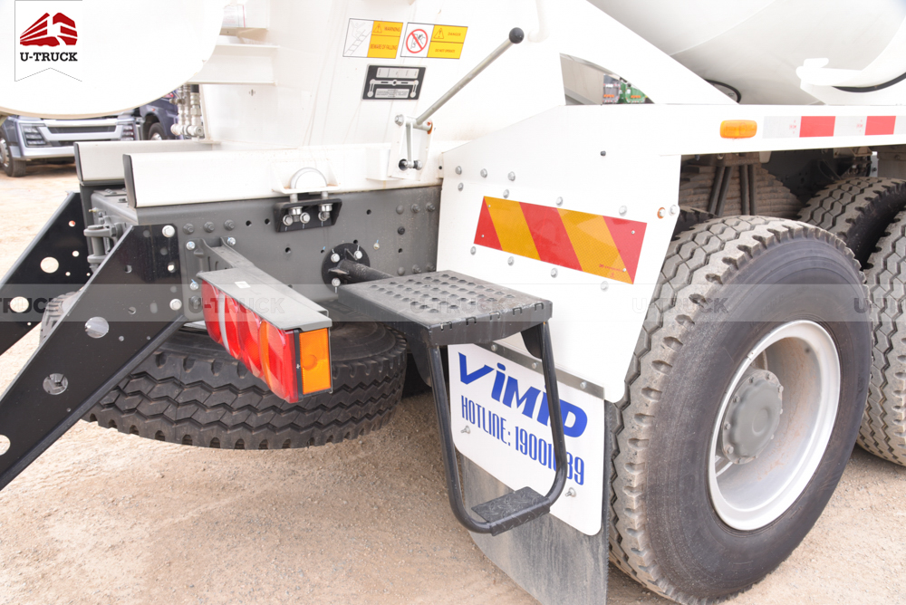 Xe trộn bê tông Howo TX350 6X4 10M3