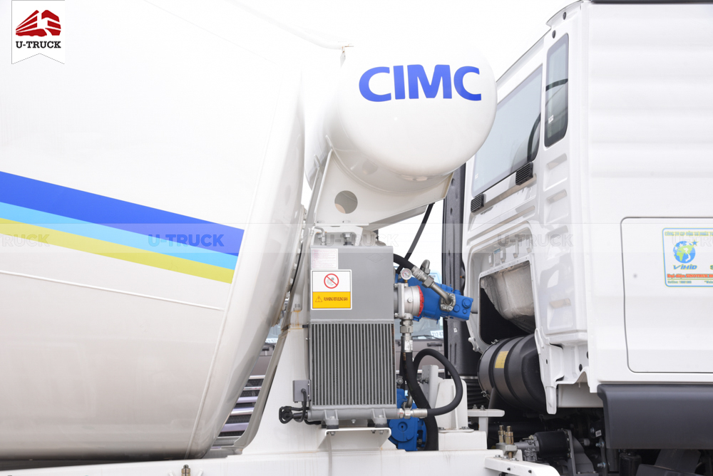 Xe trộn bê tông Howo TX350 6X4 10M3