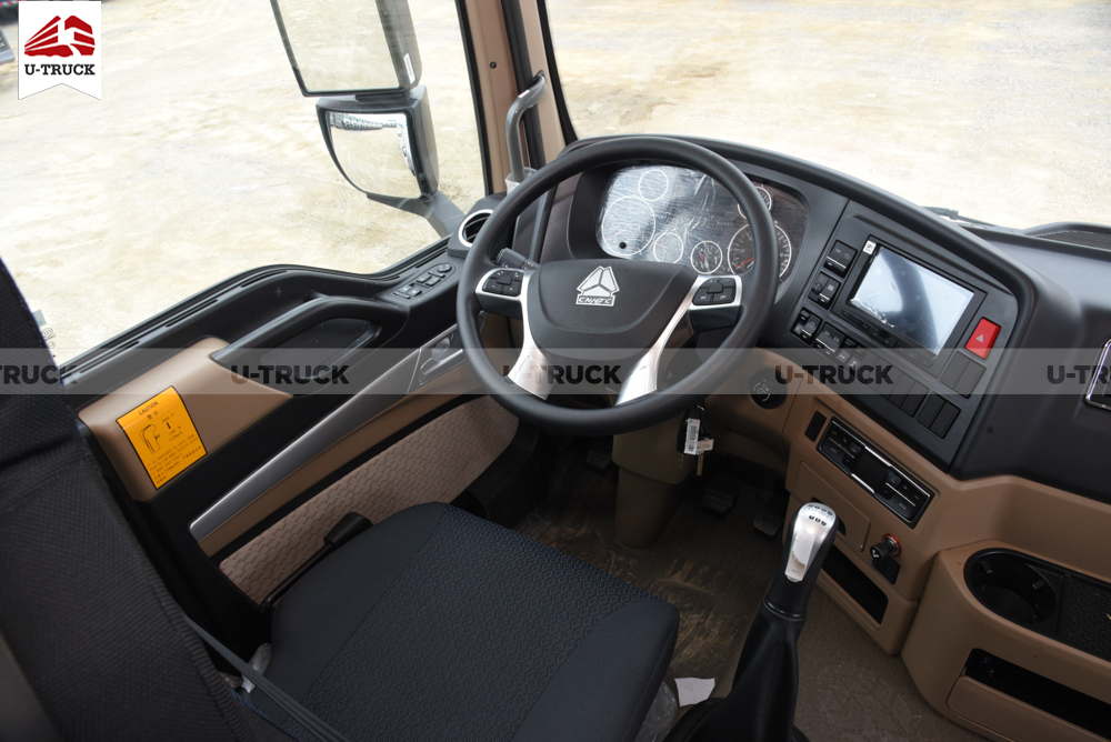 Xe trộn bê tông Howo TX350 6X4 10M3