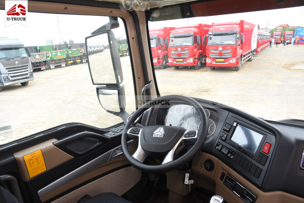 Xe trộn bê tông Howo TX350 6X4 10M3