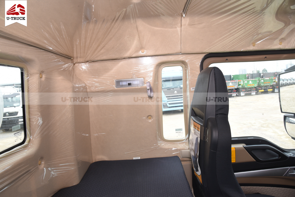 Xe trộn bê tông Howo TX350 6X4 10M3