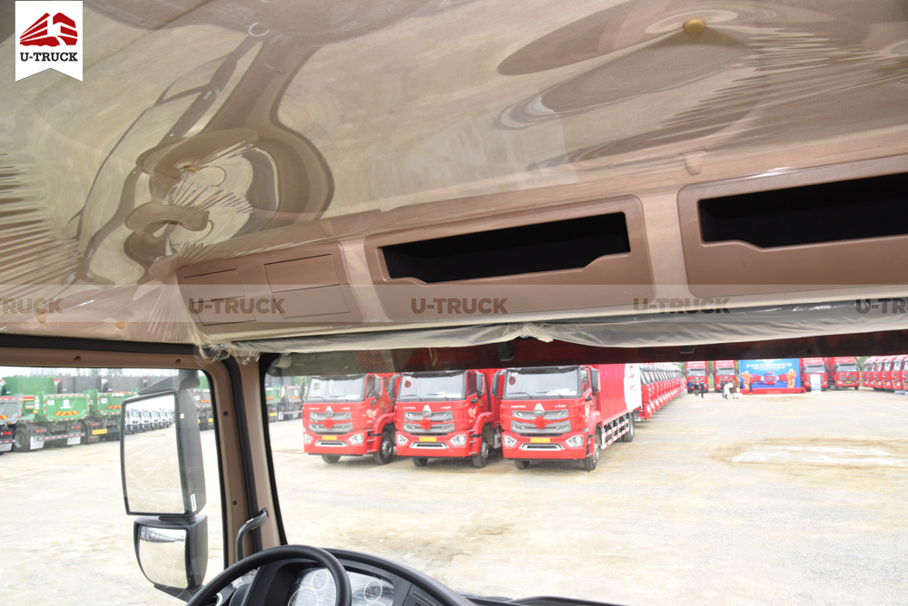 Xe trộn bê tông Howo TX350 6X4 10M3