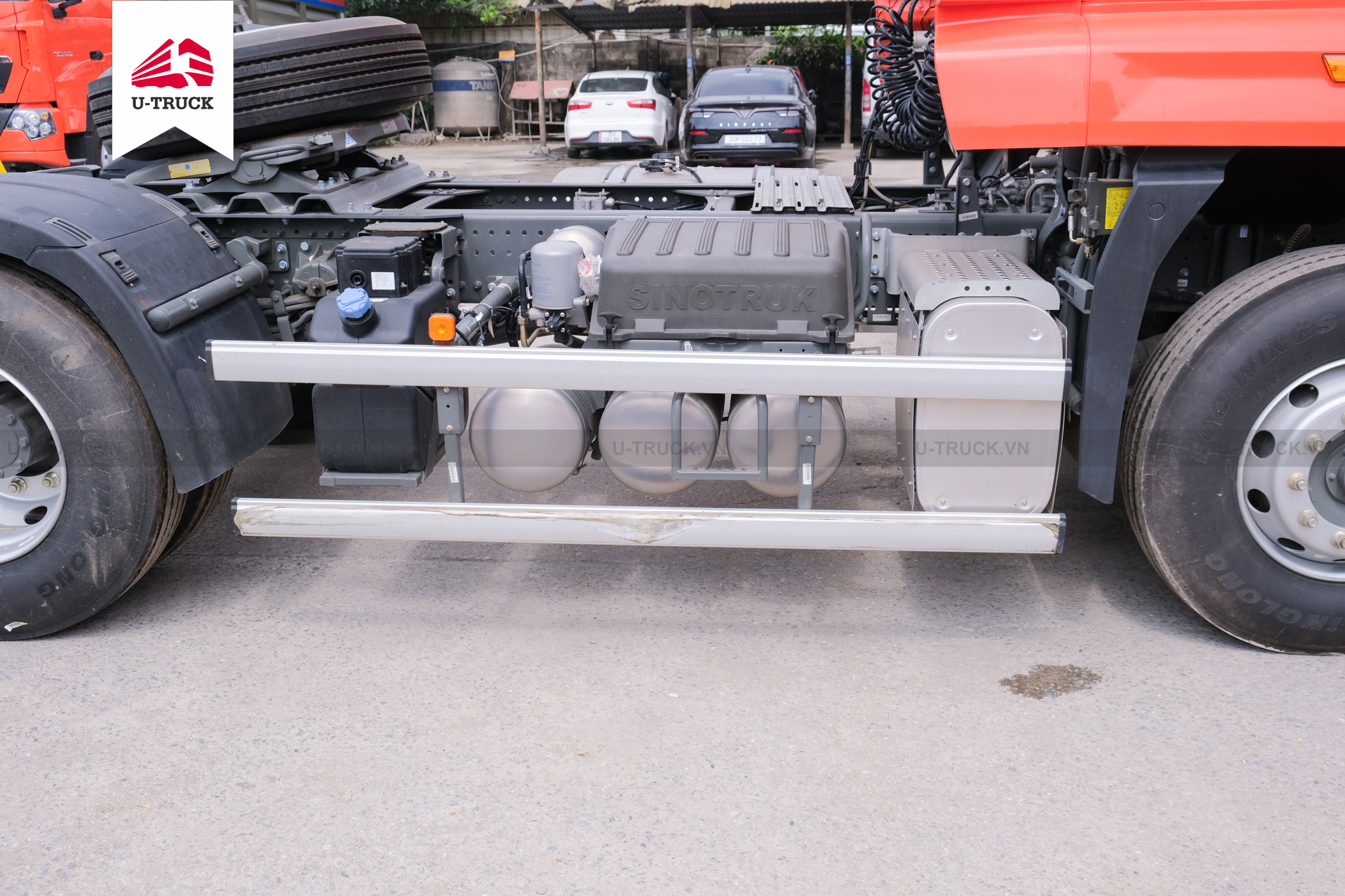Xe đầu kéo HOWO NX 280 cầu láp