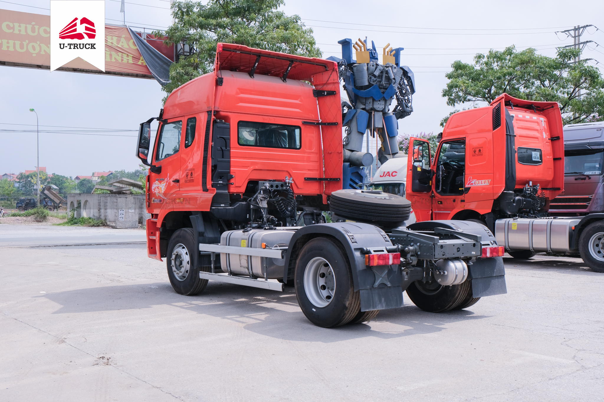 Xe đầu kéo HOWO NX 280 cầu láp