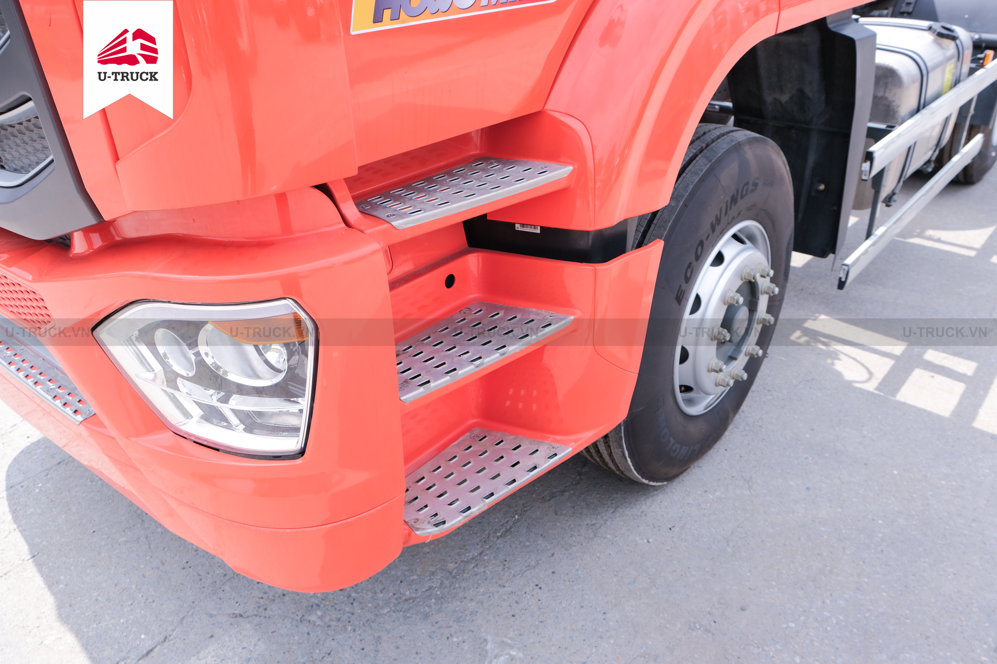 Xe đầu kéo HOWO NX 280 cầu láp