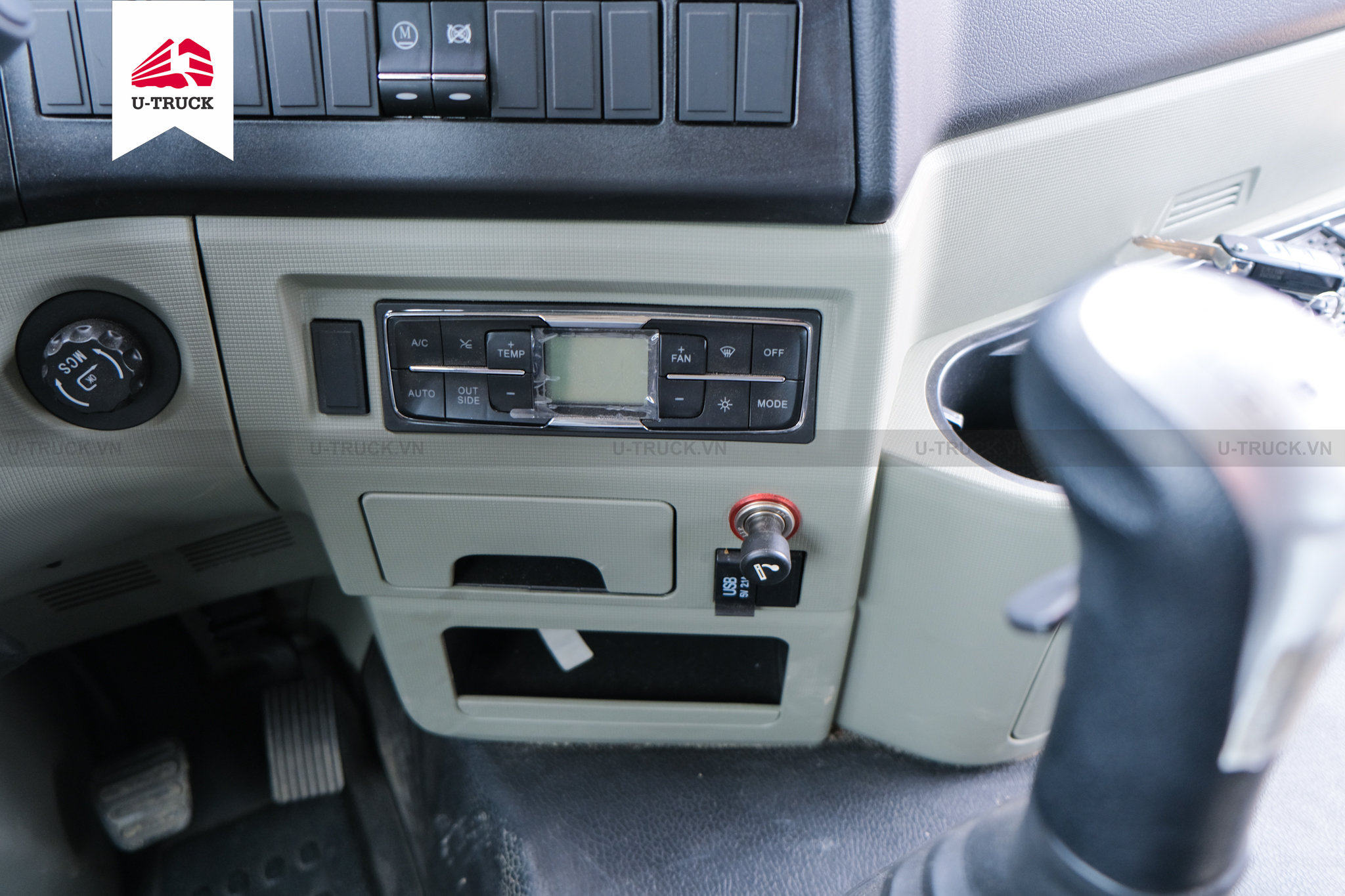 Xe đầu kéo HOWO NX 280 cầu láp