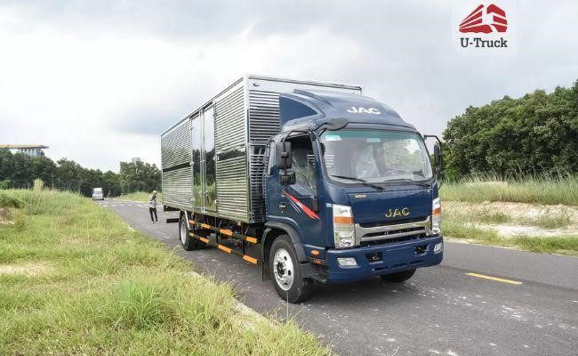 Đại lý bán xe tải uy tín sẽ triển khai dịch vụ chăm sóc khách hàng tốt