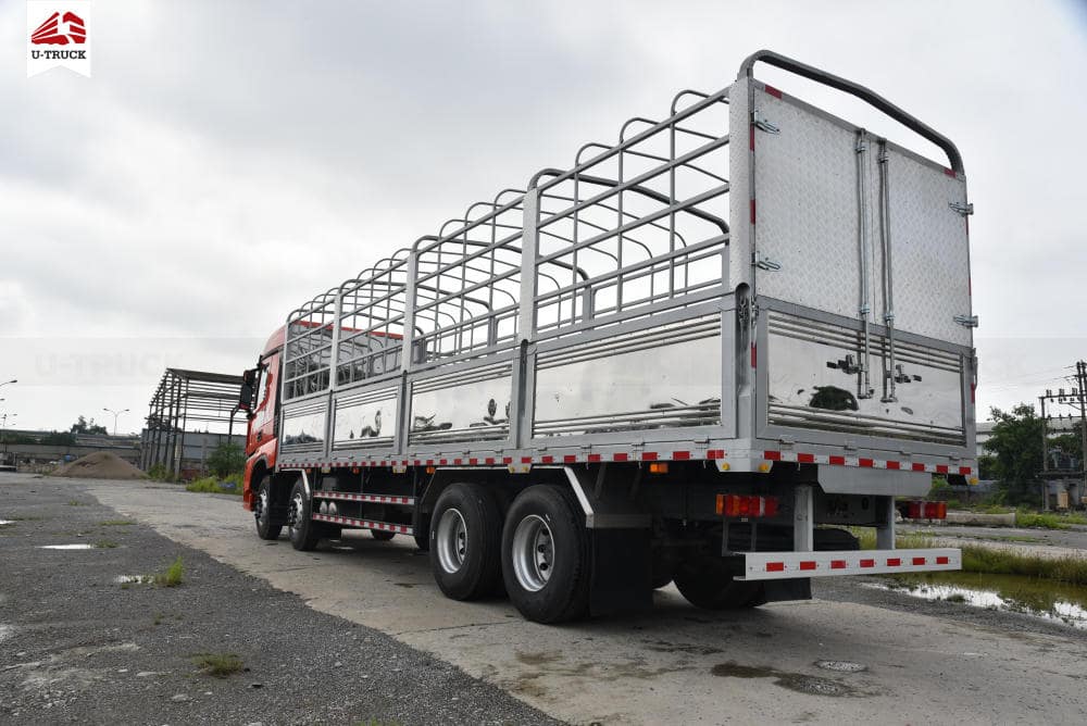 Thùng xe Howo Max 350 8x4 khung mui 9m7