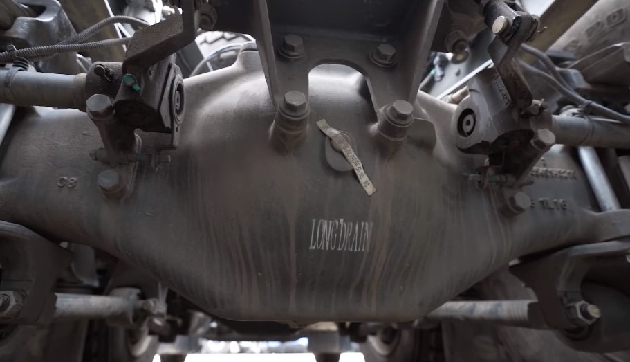 Hình ảnh cầu dầu xe tải