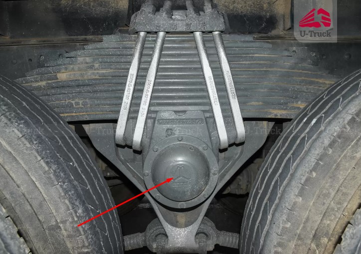 Cụm ba lăng xê trên sắt xi