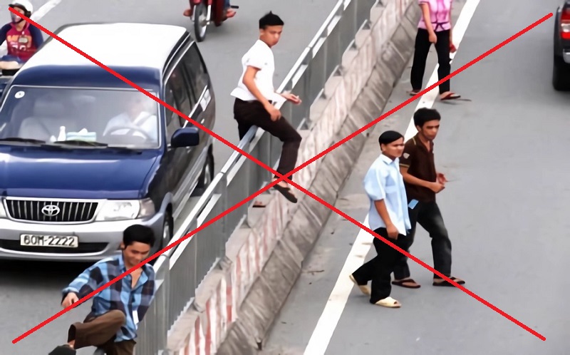 Hành vi vi phạm luật giao thông