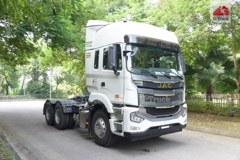 Xe đầu kéo JAC A5 480 cầu láp lốp 12.00R20
