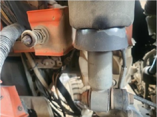 Vỏ bóng hơi bị rách