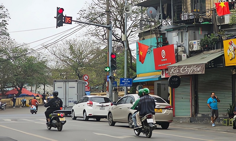 Lỗi ô tô xe tải chuyển hướng không xi nhan