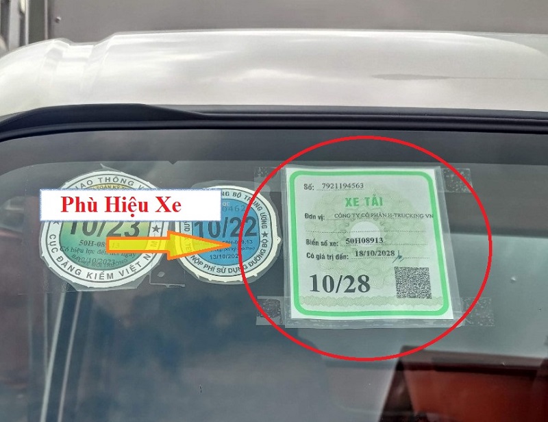 Nơi dán phù hiệu xe tải