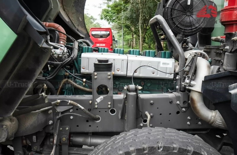 Hệ thống động cơ, khung gầm hiện đại, bền chắc