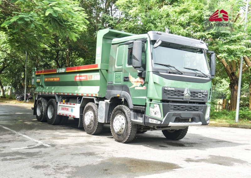Xe ben HOWO V7X 400 8x4 thùng đúc