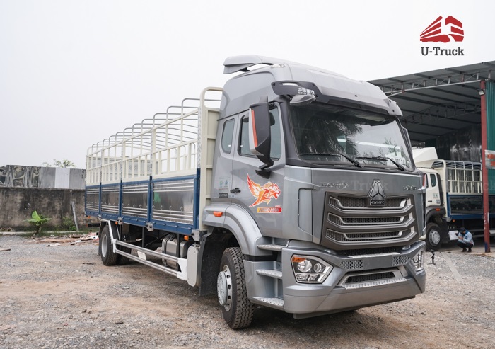 Hình ảnh xe HOWO 2 chân 