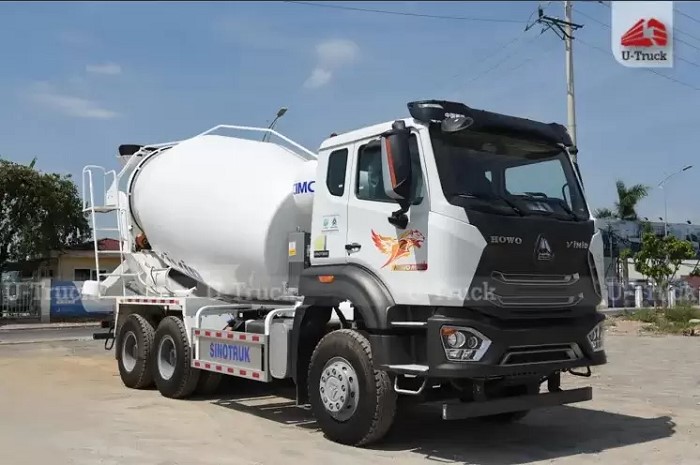 Xe trộn bê tông HOWO 3 chân