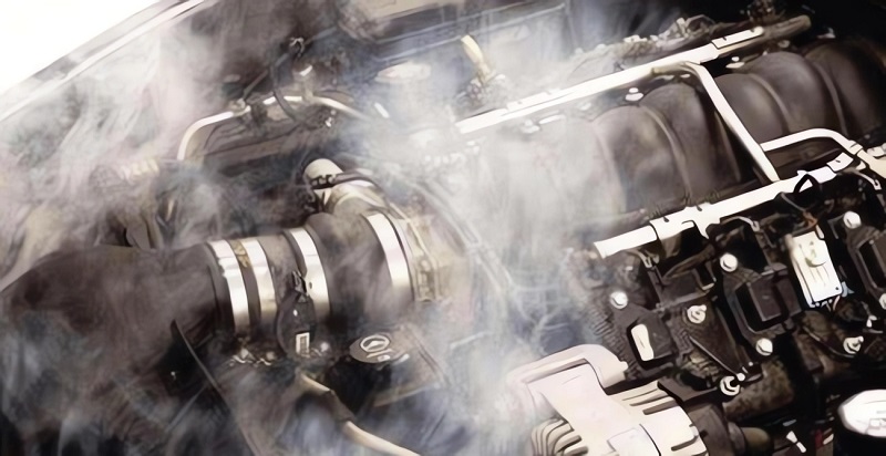 Dừng xe kiểm tra động cơ