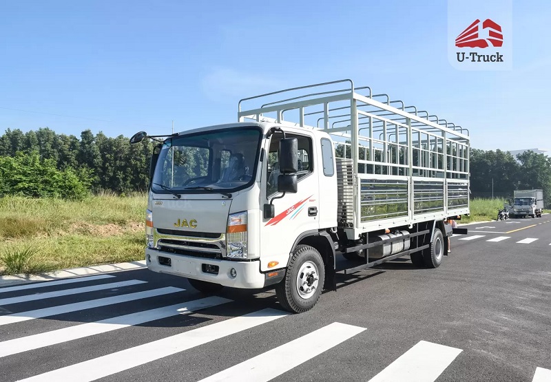 Xe tải JAC N650 thùng bạt 6.5 tấn