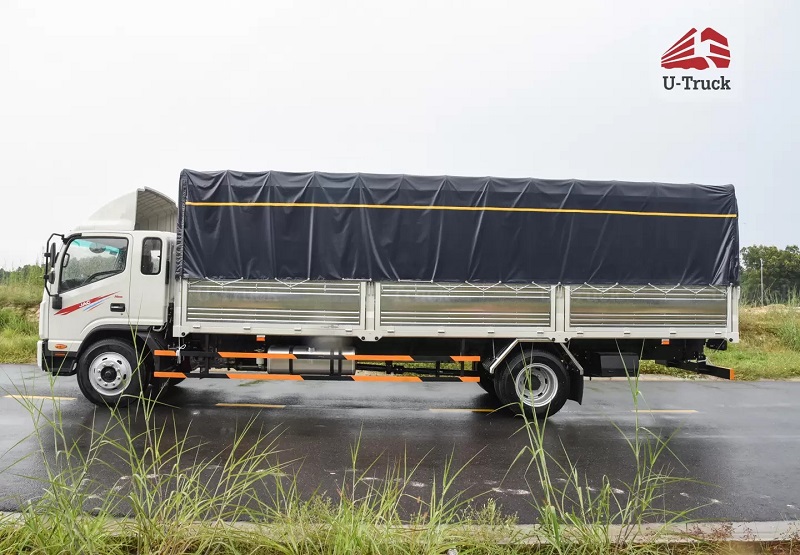 Xe tải thùng bạt