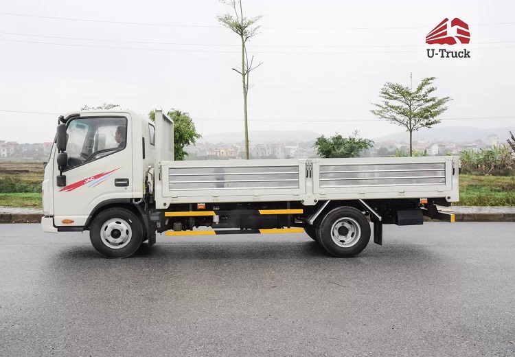 Xe tải thùng lửng JAC N350S 3T8 được chở cao không quá 3,5m