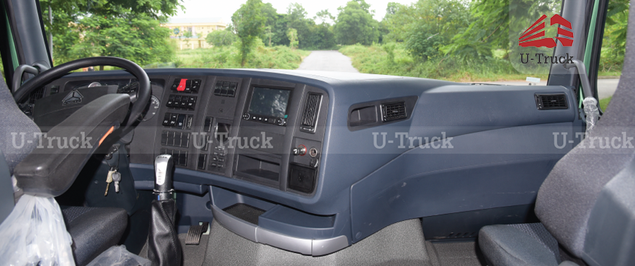 Nội thất xe đầu kéo T7H 440 cầu dầu