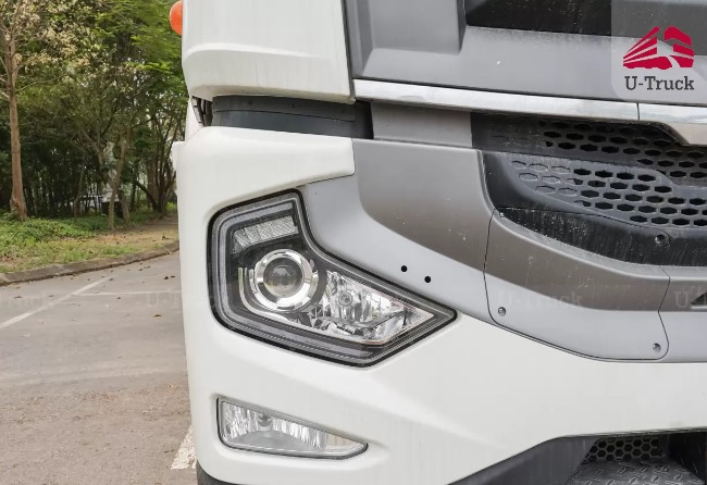 Hệ thống đèn pha chiếu sáng