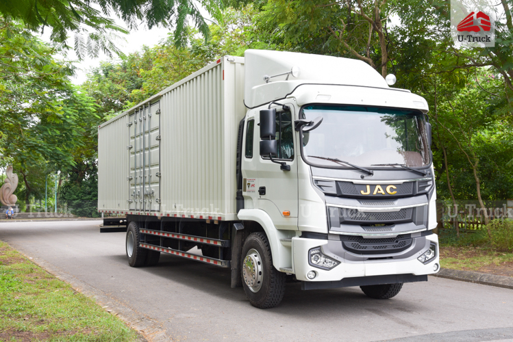 Xe tải 4X2 thùng công NK 1CH 9M5