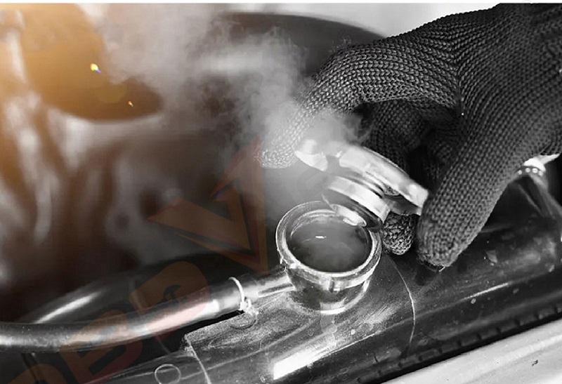 Có nhiều nguyên nhân khiến xe tải bị sôi nước