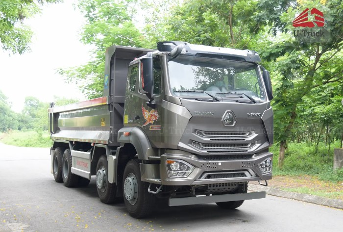 Xe ben HOWO VX350 8x4 thùng đúc