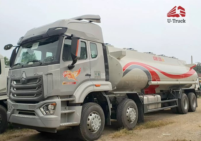 Xe xi téc HOWO NX 8x4 chở xăng 22M3
