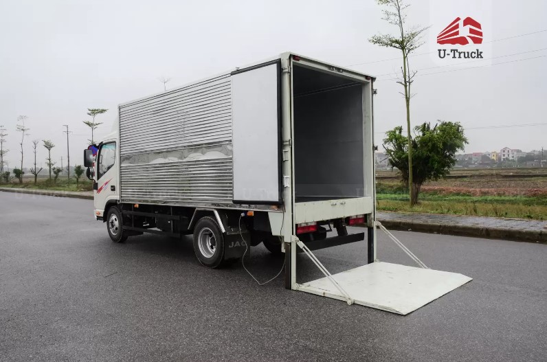 Hình ảnh xe tải thùng bửng nâng